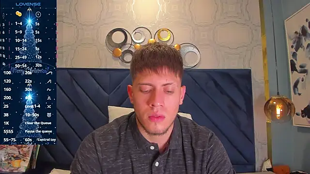 SebastianMaximoff online show from December 2024 06:16:02 PM