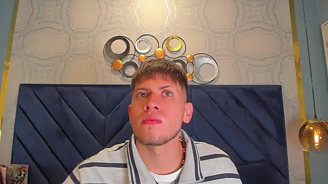 SebastianMaximoff online show from December 2024 12:15:01 PM