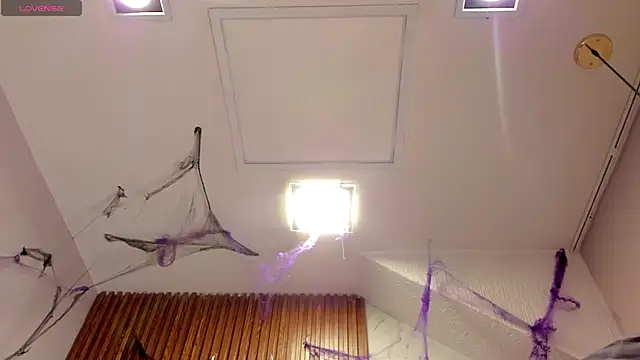 SebastianMaximoff online show from October 2025 07:47:02 PM