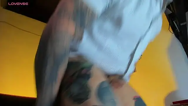 CamiloGray  online show from September 2025 12:27:01 PM