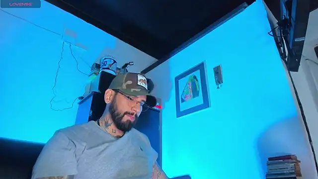 CamiloGray  online show from September 2025 02:44:01 PM