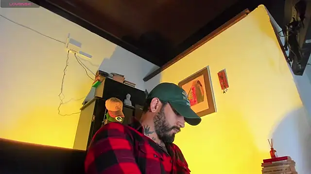 CamiloGray  online show from November 2025 02:27:02 PM