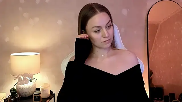 MilaFleur online show from October 2025 02:26:02 PM