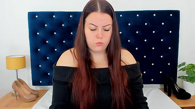 EvaLick online show from October 2025 06:25:01 AM