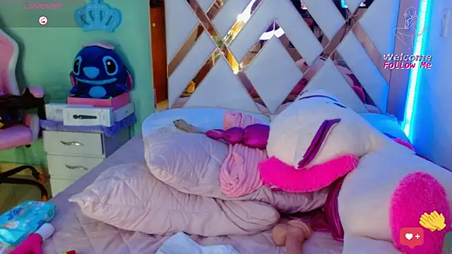 Snapshot of adda_mancini chatting on February 2025 03:44:01 AM adda mancini online show from February 2025 03:44:01 AM