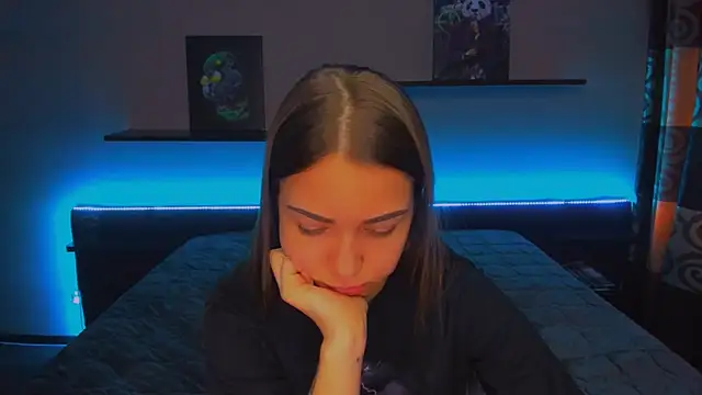 AlexaBarkley online show from January 2025 06:33:01 AM