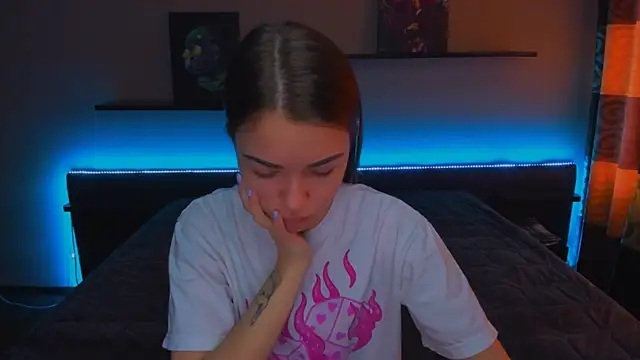 AlexaBarkley online show from March 2025 03:13:01 AM