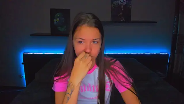 AlexaBarkley online show from October 2025 12:10:02 AM