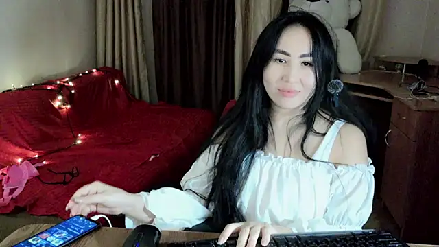 AsianQueens online show from February 2025 08:00:01 PM