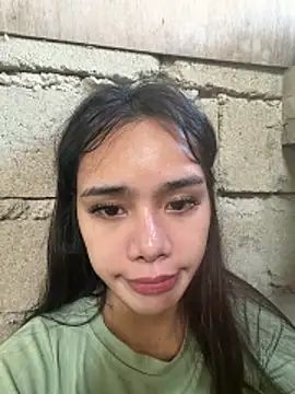 Snapshot of shecutie69 chatting on February 2026 12:19:02 AM shecutie69 online show from February 2026 12:19:02 AM