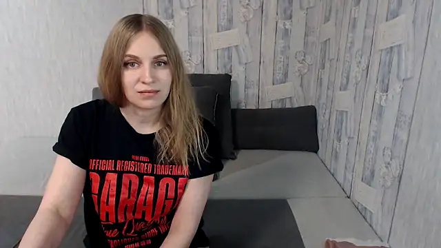 Pilly green  online show from March 2025 07:32:01 AM