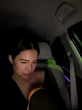 clairewntr online show from November 2025 08:07:02 PM