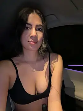 clairewntr online show from February 2026 07:44:02 PM