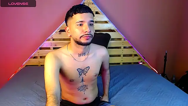 Snapshot of sexxgods chatting on January 2025 11:37:02 PM sexxgods online show from January 2025 11:37:02 PM