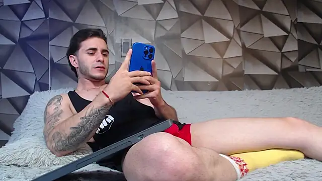 Latino stud4u online show from January 2025 12:37:01 AM