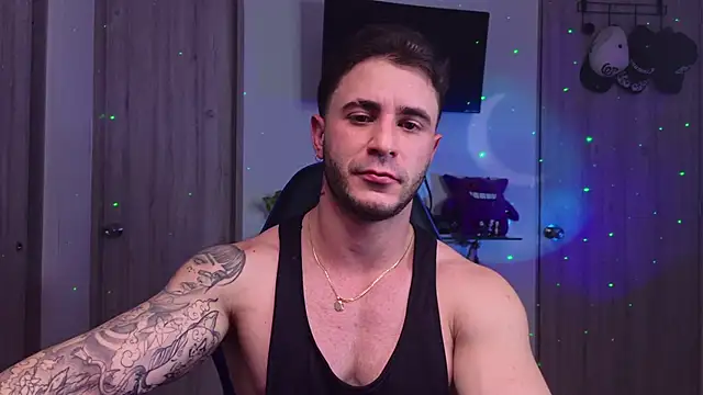 Snapshot of Latino_stud4u chatting on July 2026 02:13:02 AM Latino stud4u online show from July 2026 02:13:02 AM