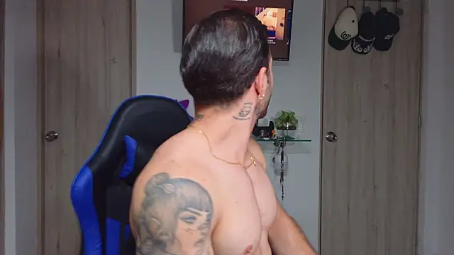 Snapshot of Latino_stud4u chatting on July 2026 03:15:02 AM Latino stud4u online show from July 2026 03:15:02 AM