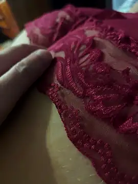 LovlyAnnie online show from December 2025 05:45:02 AM