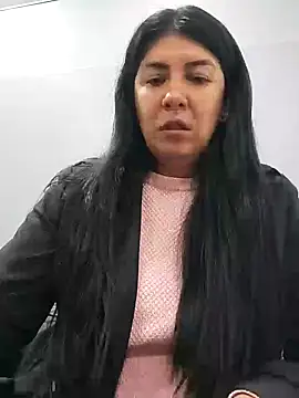 aisha latina online show from February 2025 02:24:01 PM