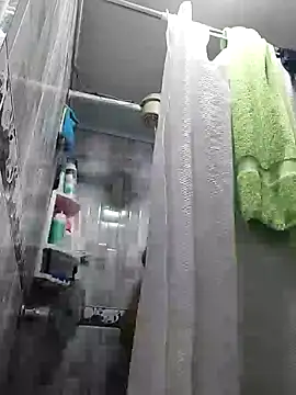 aisha latina online show from February 2025 11:04:02 PM