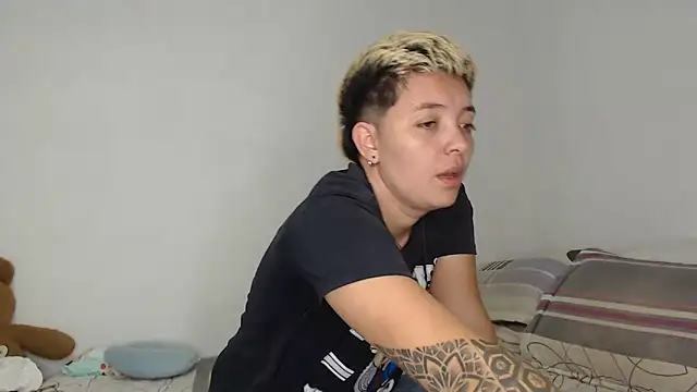 kathy luisa online show from March 2026 12:37:02 AM