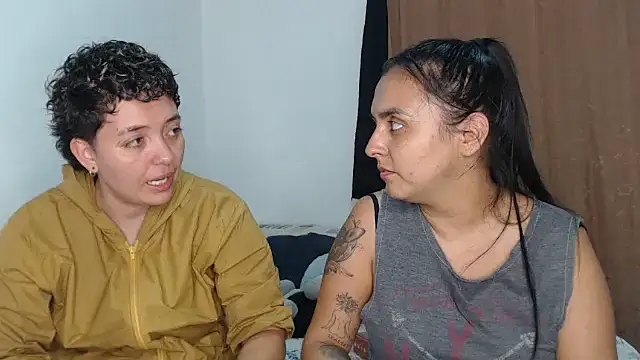Snapshot of kathy_luisa chatting on May 2026 01:02:04 AM kathy luisa online show from May 2026 01:02:04 AM