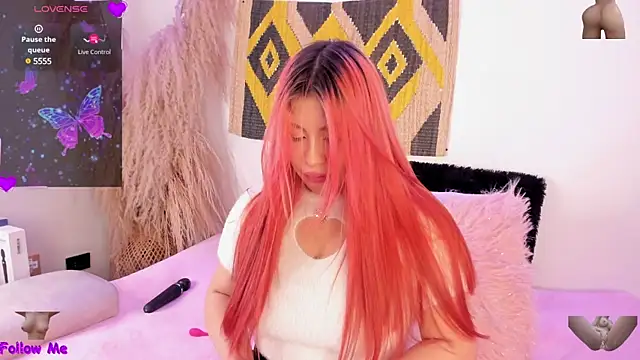 SophieRossi online show from February 2025 05:34:02 AM