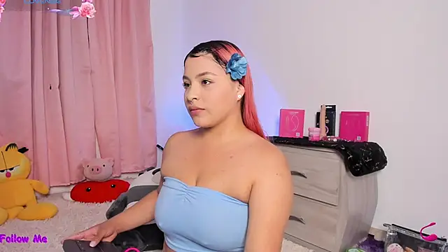 SophieRossi online show from February 2026 03:18:02 AM