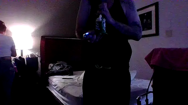 Snapshot of CAMINCHANCE chatting on April 2026 12:33:01 AM CAMINCHANCE online show from April 2026 12:33:01 AM