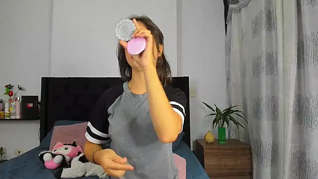 AndreaStivens online show from September 2025 11:14:01 AM