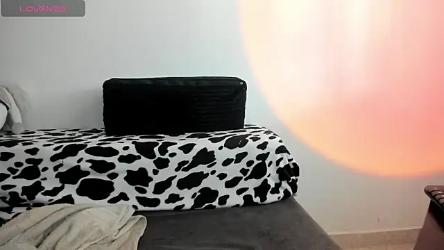 mariecam420 online show from December 2025 01:18:01 PM