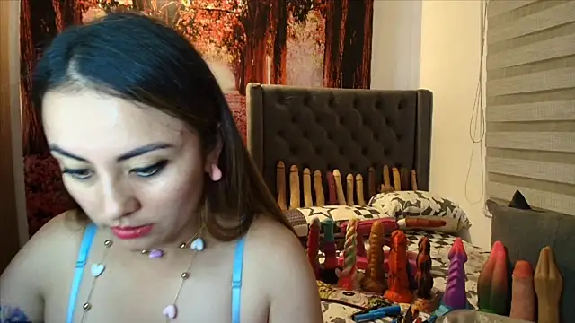 Snapshot of sofia23dirty chatting on April 2026 10:23:01 PM sofia23dirty online show from April 2026 10:23:01 PM