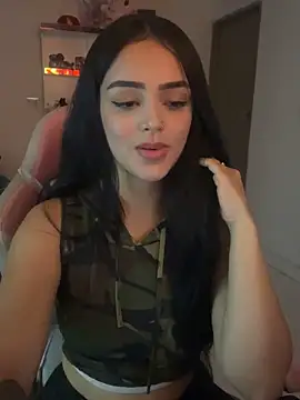 anniehart online show from November 2025 12:46:01 AM