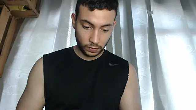 Armando 2002 online show from February 2025 04:53:02 PM