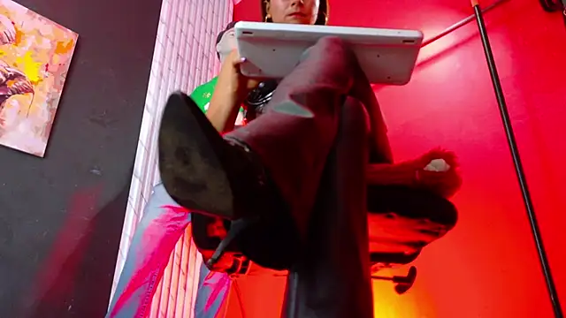 MistressSlut1 online show from January 2025 02:25:01 PM