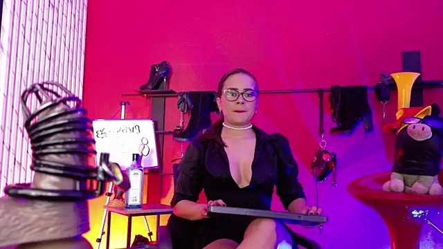 MistressSlut1 online show from July 2026 11:29:02 AM