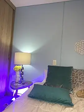 RouseColins online show from January 2025 02:22:01 AM