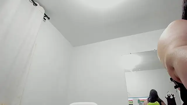 esmeraldamfc online show from March 2025 12:29:02 AM