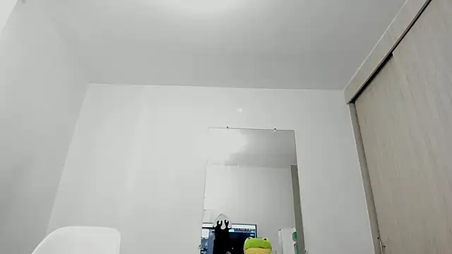 esmeraldamfc online show from March 2025 09:27:01 PM