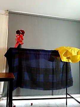 Snapshot of KatyNasty chatting on October 2025 01:21:01 PM KatyNasty online show from October 2025 01:21:01 PM