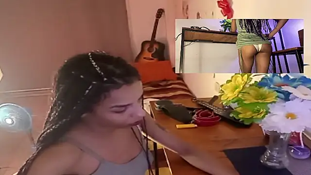 Snapshot of KatyNasty chatting on November 2025 01:05:01 AM KatyNasty online show from November 2025 01:05:01 AM