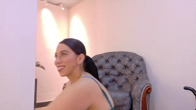 niky smit online show from September 2025 12:51:01 PM