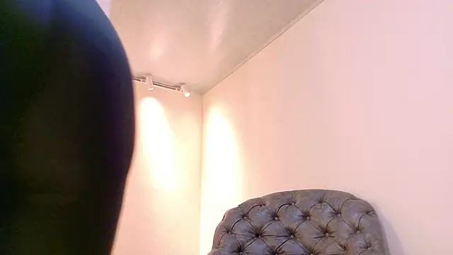 niky smit online show from September 2025 10:42:01 AM