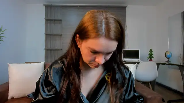 miataylorr1 online show from December 2024 03:11:01 PM