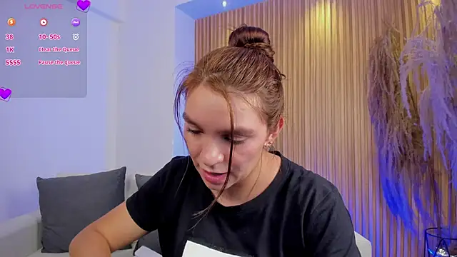 miataylorr1 online show from February 2025 06:20:01 PM