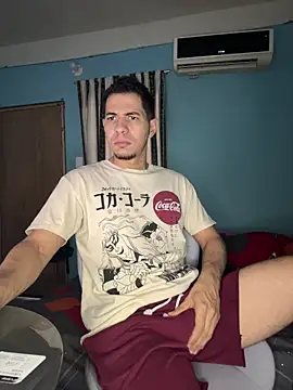 Snapshot of steven_clain chatting on June 2026 01:25:02 PM steven clain online show from June 2026 01:25:02 PM