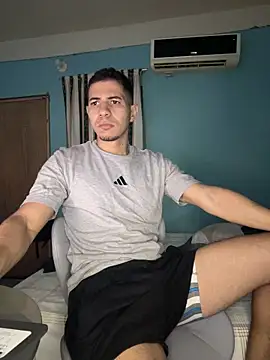 Snapshot of steven_clain chatting on June 2026 10:35:02 AM steven clain online show from June 2026 10:35:02 AM
