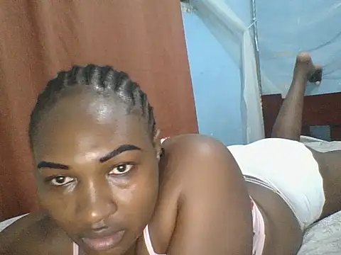 Snapshot of cute_lavenda chatting on December 2025 12:42:01 AM cute lavenda online show from December 2025 12:42:01 AM