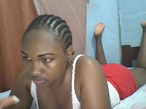 Snapshot of cute_lavenda chatting on December 2025 07:44:01 PM cute lavenda online show from December 2025 07:44:01 PM