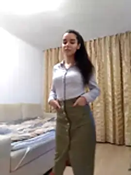 baby sweet girl  online show from November 2025 10:15:02 PM